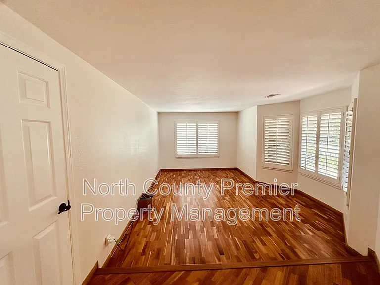 7067 Llama St — Photo 34