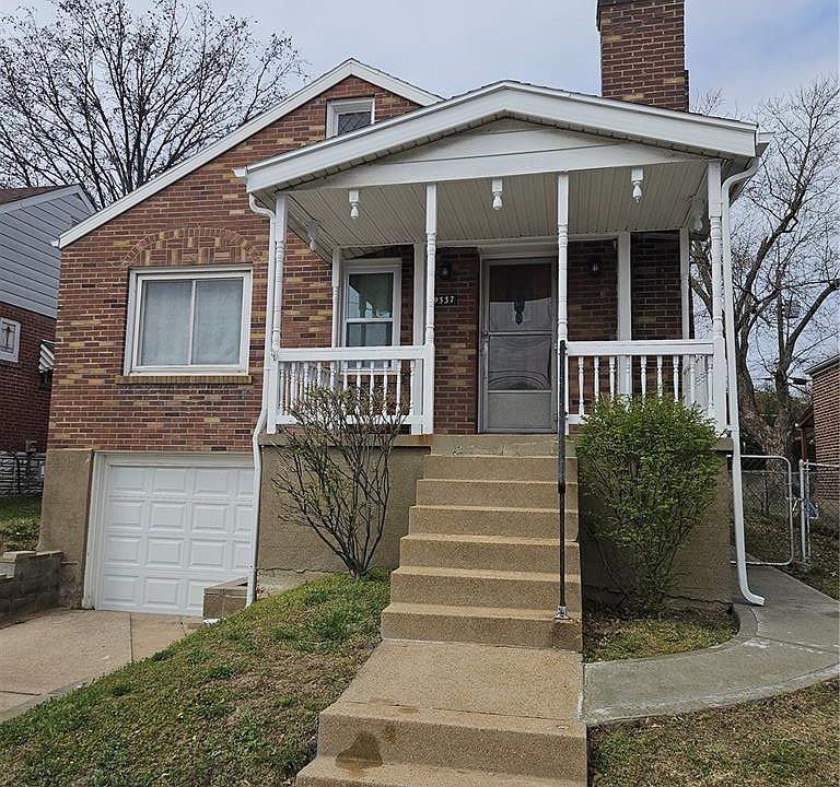 1st image of 9337 Mackenzie Rd