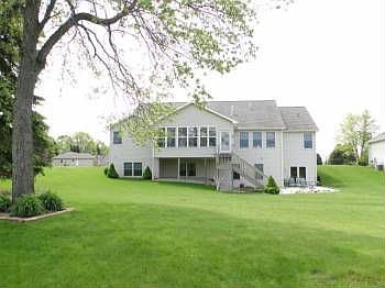 2nd image of 709 Drahner Dr