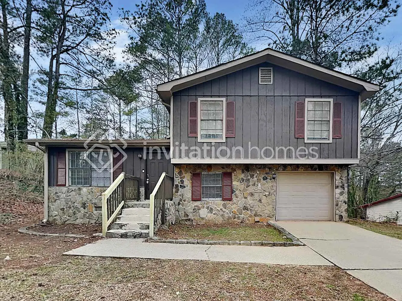 5469 Liberty Rd Union City, GA 30291 — Photo 1