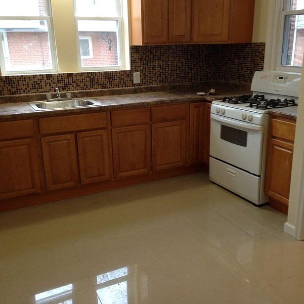 1st image of 5326 Roosevelt Blvd