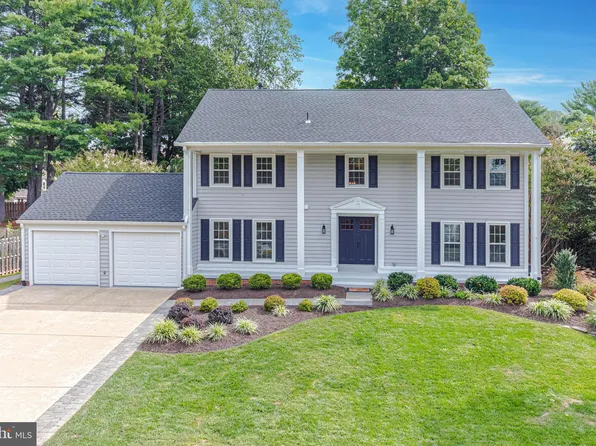 12405 Willow Green Ct, Rockville, MD 20854