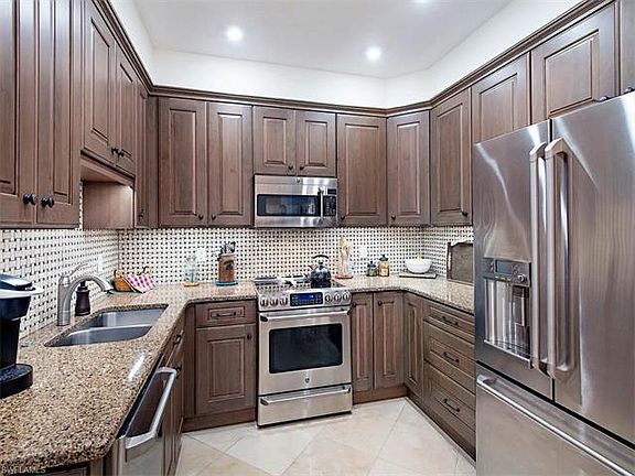 4th image of 6570 Huntington Lakes Cir APT 102