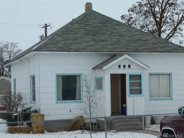 205 E Broadway Ave, Ritzville, WA 99169