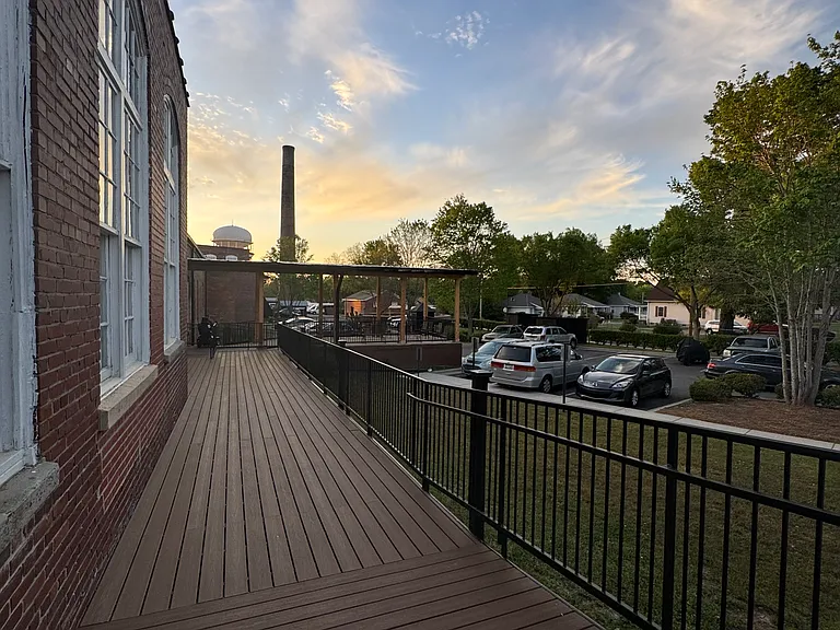 The Standard — Photo 20