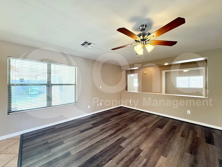 3553 E Trigger Way — Photo 6