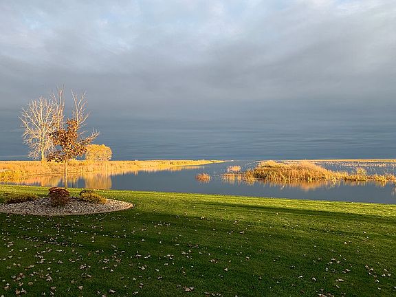 2nd image of 1100 Cove Ct