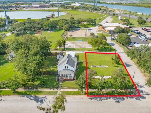 0 N Avenue A, Freeport, TX 77541