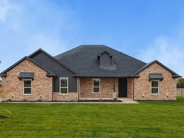 8609 Kassandra Dr, Krum, TX 76249