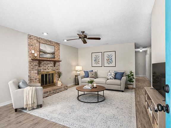 3rd image of 6536 Valene Ct.