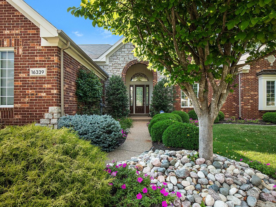 16339 Wynncrest Falls Way, Chesterfield, MO 63005 Zillow