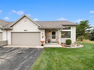 6035 Saddle Rdg #6035, Portage, WI 53901