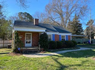 2106 Tudor Pl, Raleigh, NC 27610
