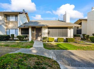 18 W Lancaster Dr, Stockton, CA 95207