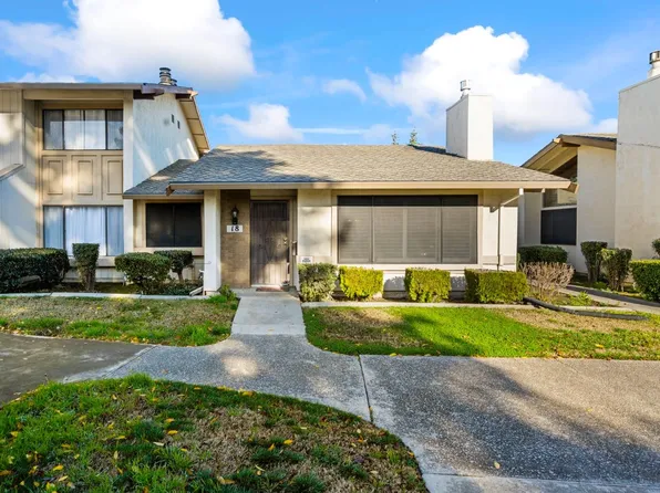 18 W Lancaster Dr, Stockton, CA 95207