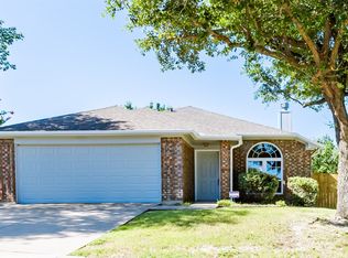 1101 Brewer Dr, Cedar Hill, TX 75104