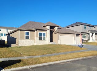 7710 S 198th Ave, Gretna, NE 68028