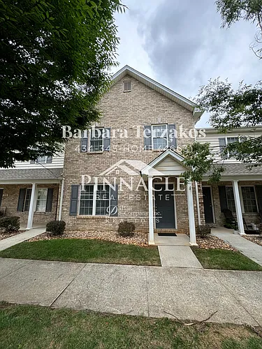225 Portico St Photo 1