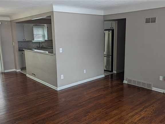 2nd image of 10745 Kader Dr