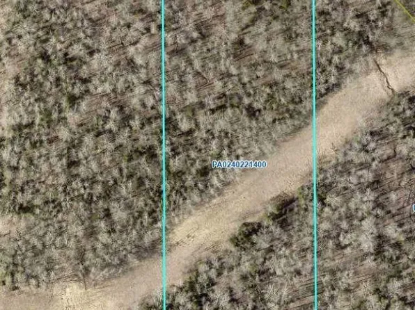 6768 E Saint Lawrence Rd, South Range, WI 54874