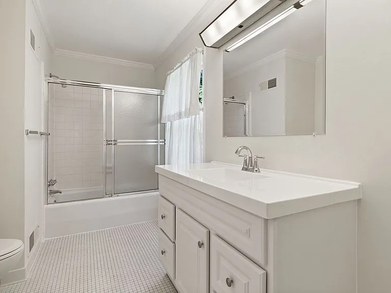 11009 Cripplegate Rd — Photo 24