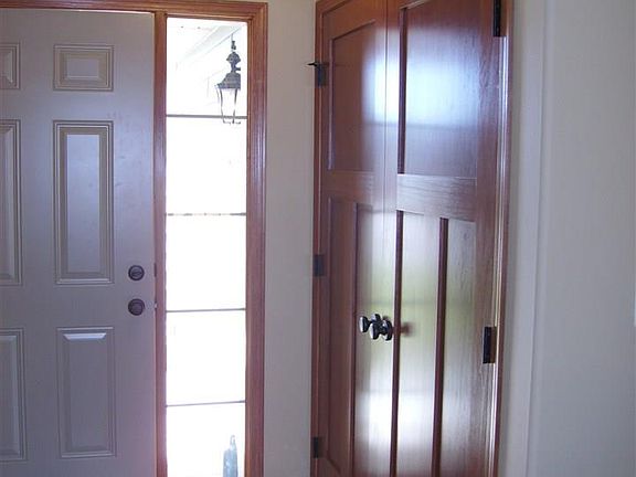 3rd image of 4317 W 93rd St