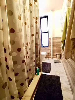 Rented by Compass | media 37