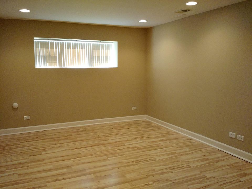 1st image of 4904 W Hutchinson St #Basement