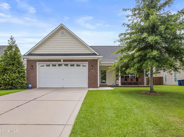 305 Weatherford Drive, Jacksonville, NC 28540