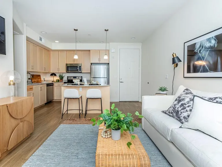 Las Aguas Apartments — Photo 37
