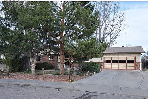 2nd image of 609 Buckhorn Mountain Ct