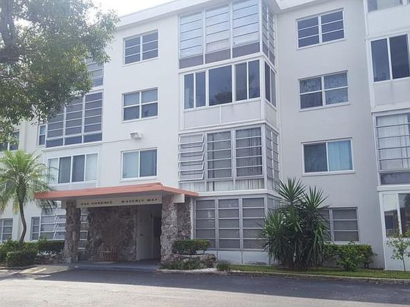 2nd image of 100 Waverly Way APT 205