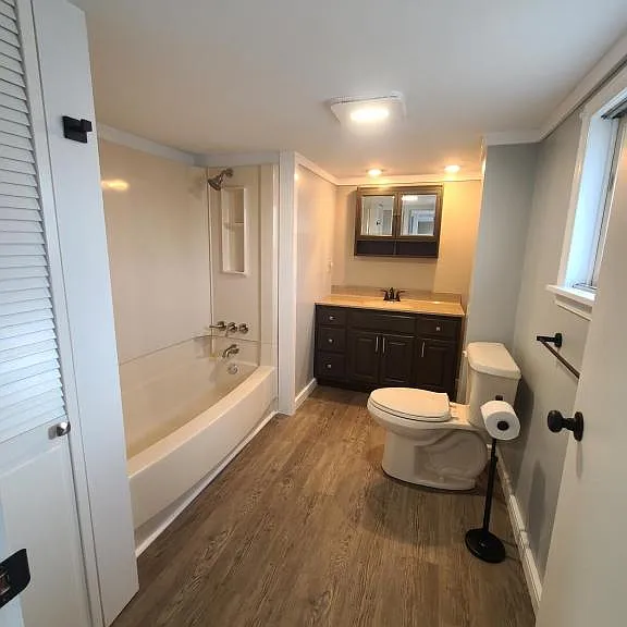 8 Reed St — Photo 9