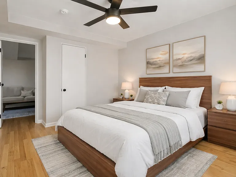 2212 Ford St #17 — Photo 7