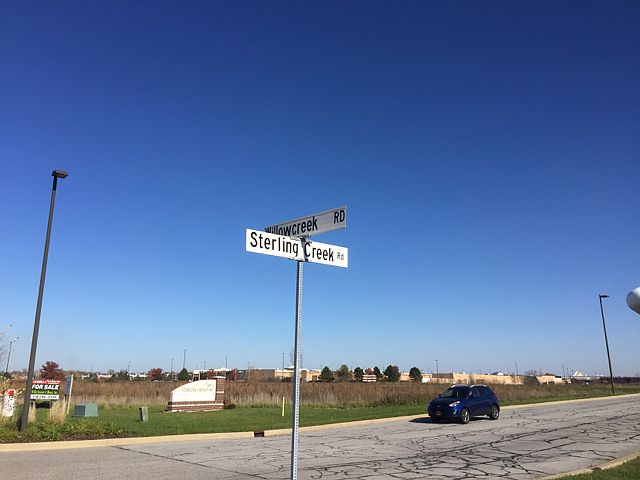 2nd image of 3691 Willowcreek Rd