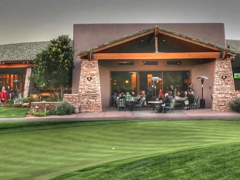 Grayhawk Clubhouse - restaurants, gift and coffee shop