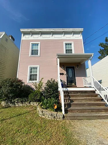107 E 16th St Photo 1