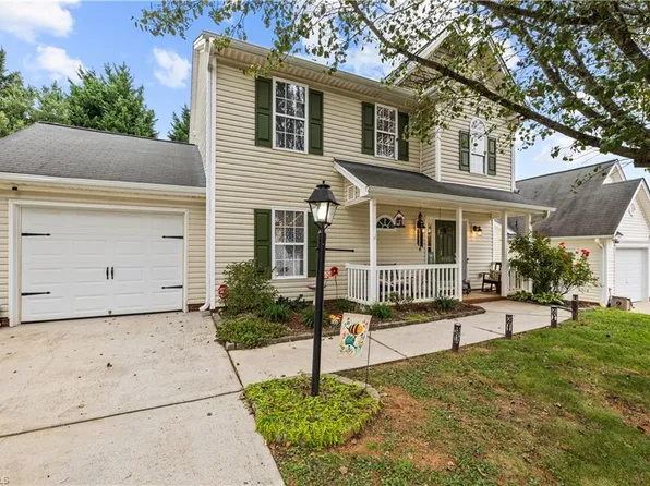 4865 Fallfield Dr, Kernersville, NC 27284