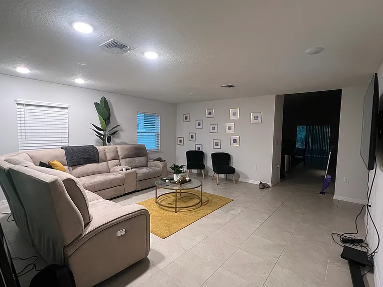 844 SW Corbin Cir — Photo 17