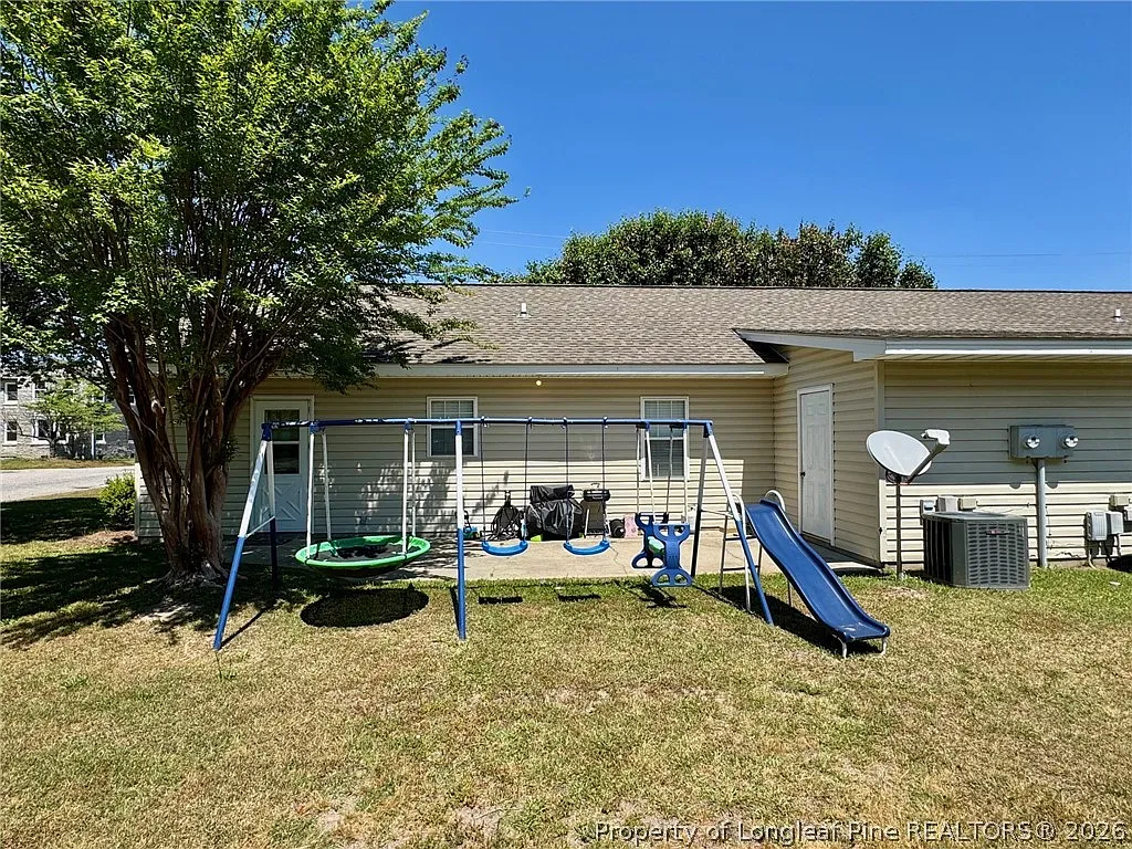 2 bed, 1.0 bath, 1026 sqft, $1,150 — Photo 4
