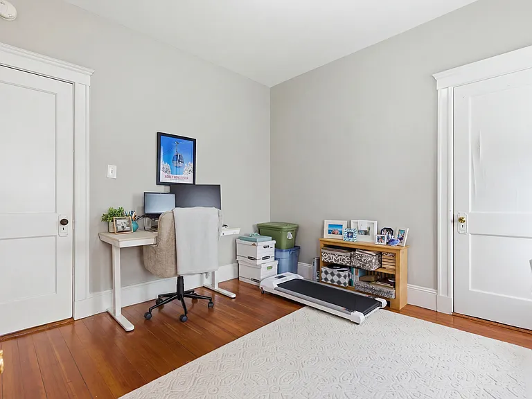 53 Grampian Way #1 — Photo 14