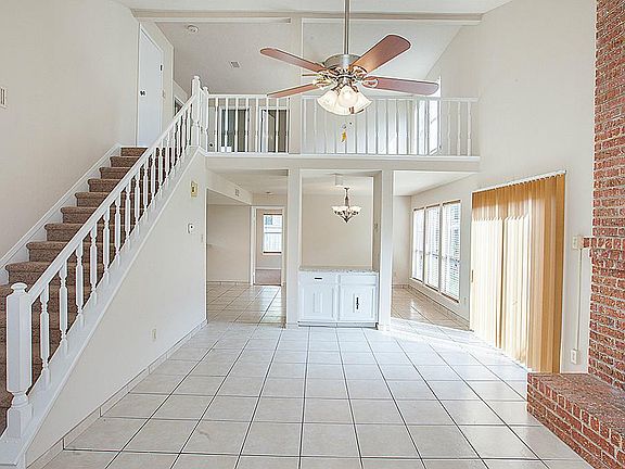 3rd image of 3522 Duncaster Dr