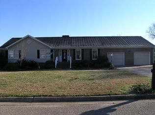 105 River Rd N, Roanoke Rapids, NC 27870
