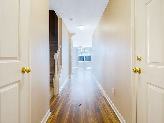 3rd image of 210 Swaying Pine Ct #1