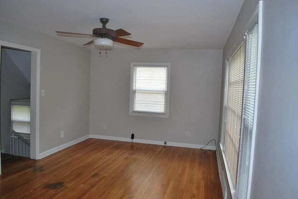 3 bed, 1.5 bath, 1330 sqft, $1,475 — Photo 2