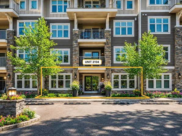 11 S Mahogany Row SE #3104, Calgary, AB T3M 2L6