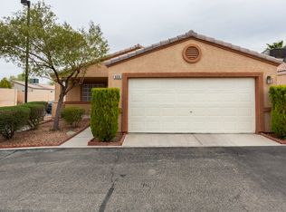 6633 Diamond Care Dr, Las Vegas, NV 89122