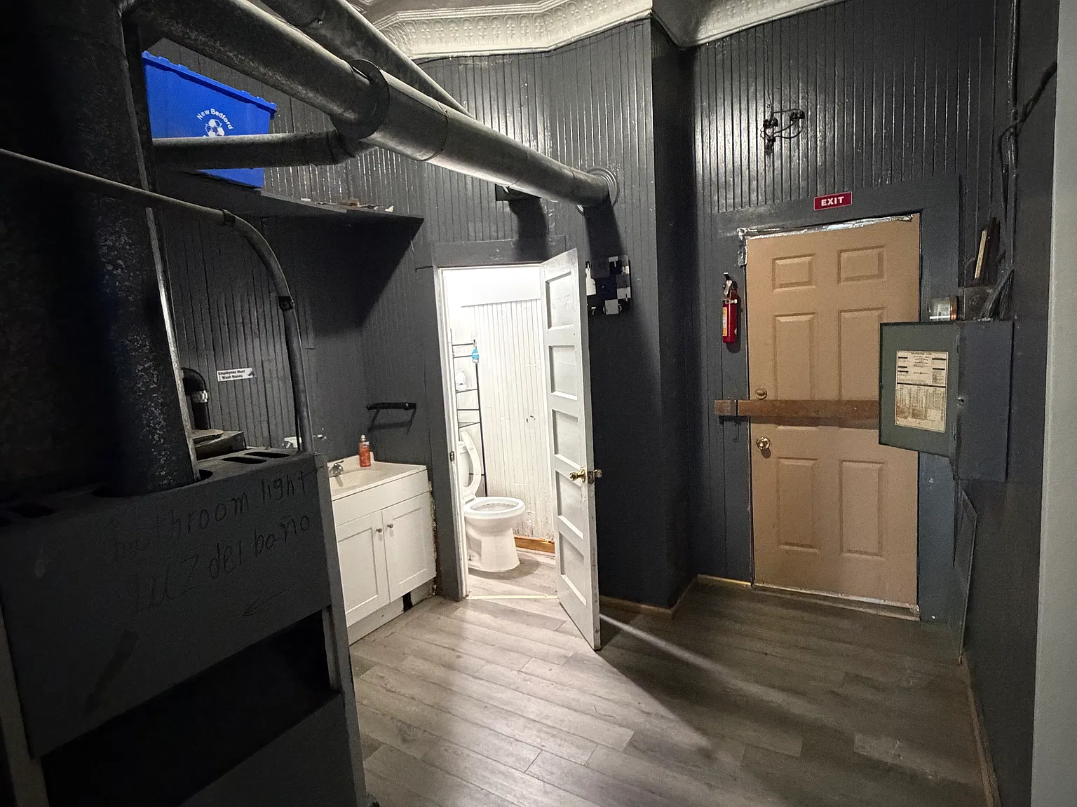 Studio, $1,600 — Photo 2
