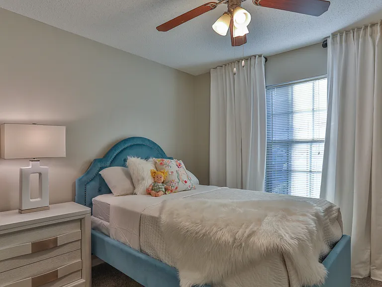 Windsor Palms Apartment Homes — Photo 7