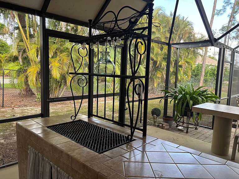 1156 Oakes Blvd — Photo 38